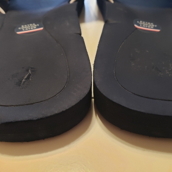 Tommy Hilfiger Blue Slides with Gold Emblem - Picture 4 of 4